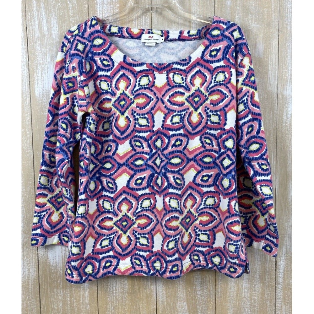 Vineyard Vines Women’s M Top Pink & Blue Ikat Medallion Sweatshirt Terry
